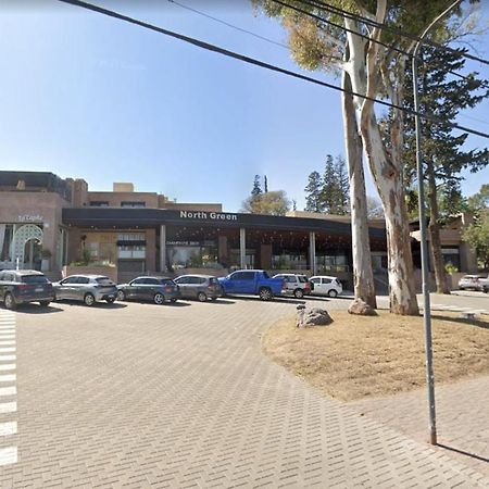 Houm Alojamientos, North Green Villa Allende Luaran gambar